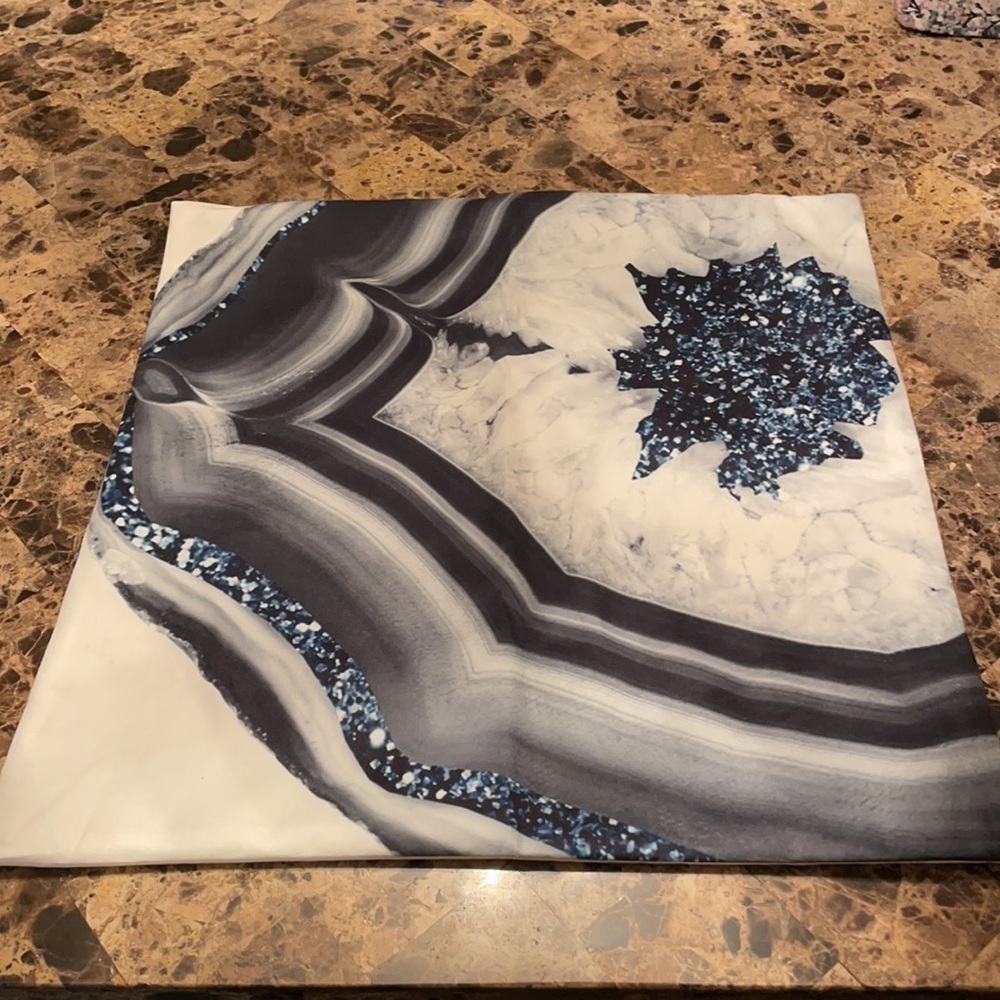 Crystal Marble Print Design Pillow Case - Picture 4 of 9